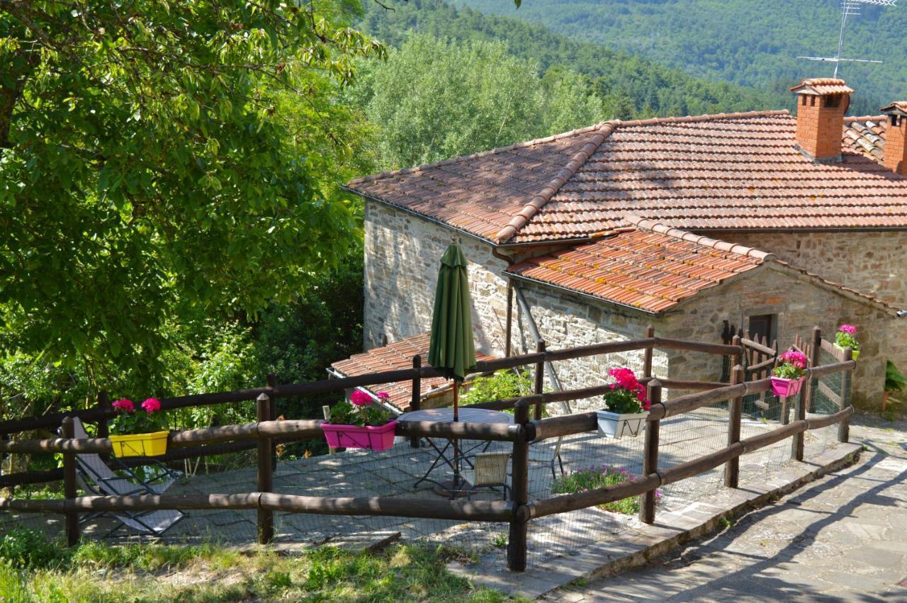 Agriturismo Vezzano Кьюзи-делла-Верна Экстерьер фото