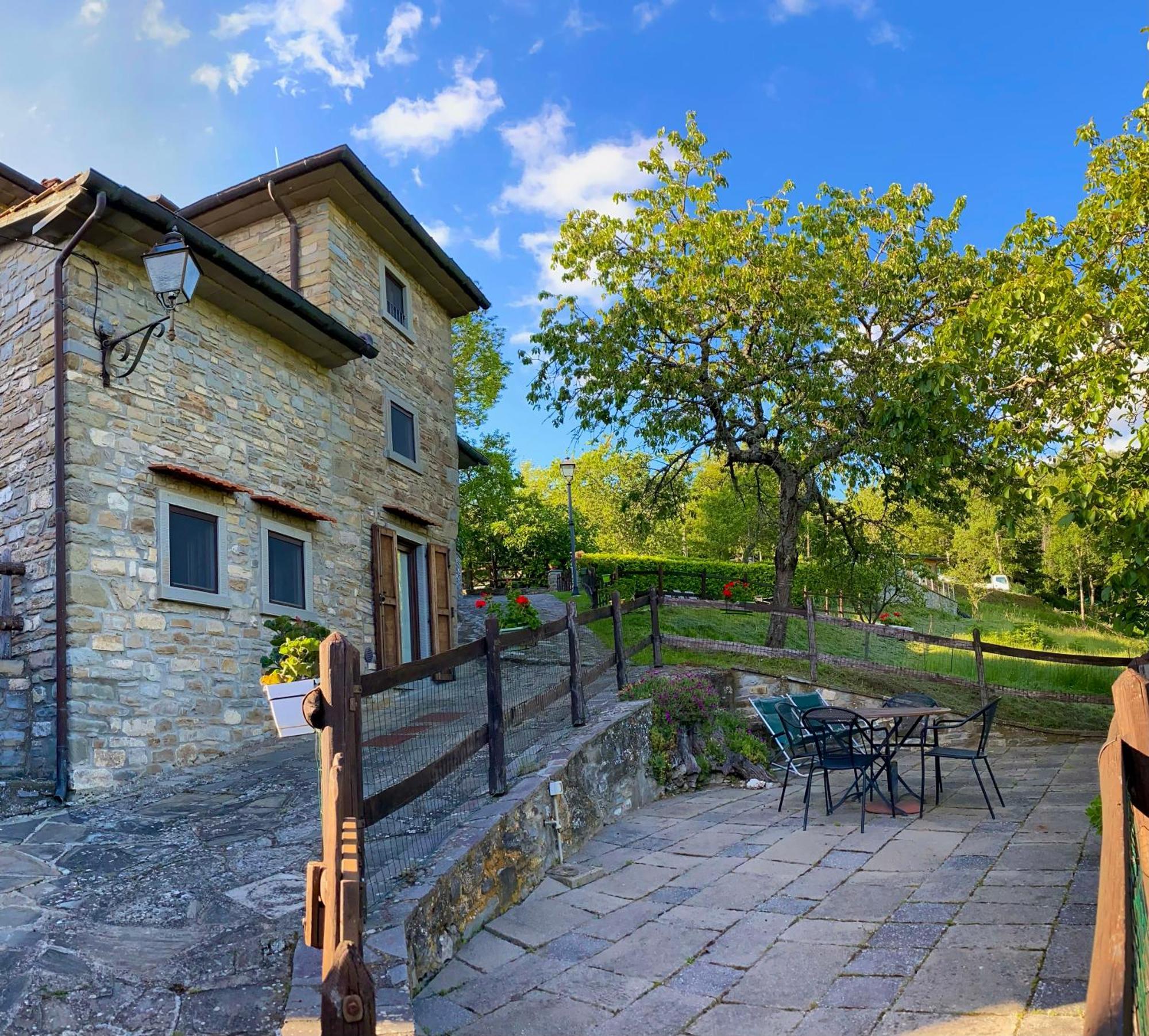Agriturismo Vezzano Кьюзи-делла-Верна Экстерьер фото