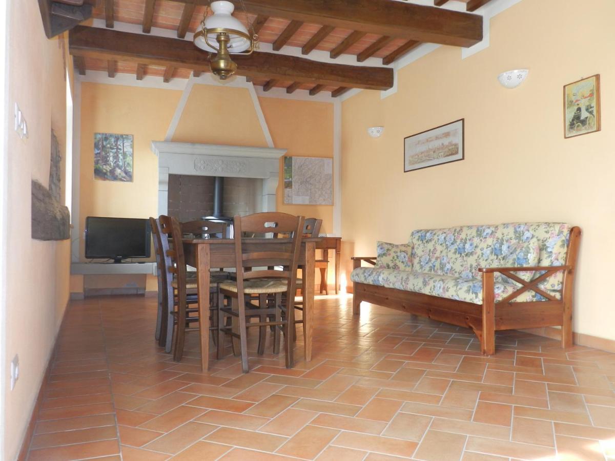 Agriturismo Vezzano Кьюзи-делла-Верна Экстерьер фото